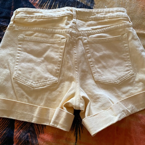 Free Assembly ladies shorts size 10 - Picture 6 of 8